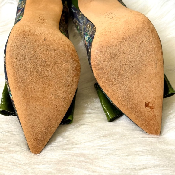 Butter Size 7.5 Made in Italy Heels Green Bow Peacock Print Pointed Toe Pumps - Picture 10 of 15